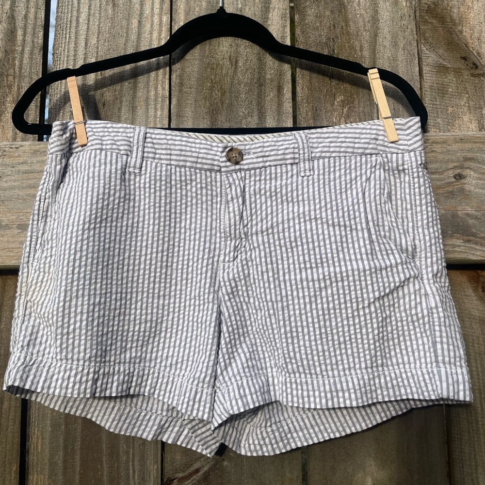 Merona Seersucker Blue & White Striped Women's Shorts Sz 4